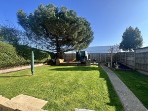 Photo 8- click for photo gallery